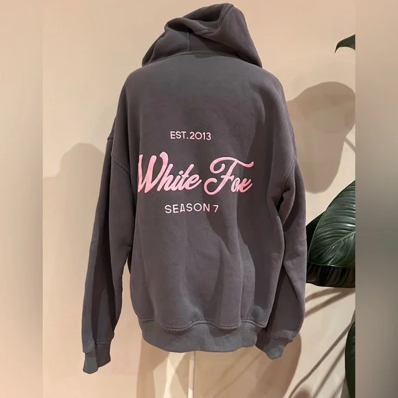 White Fox Season 7 grey and pink hoodie - Picture 4 of 10